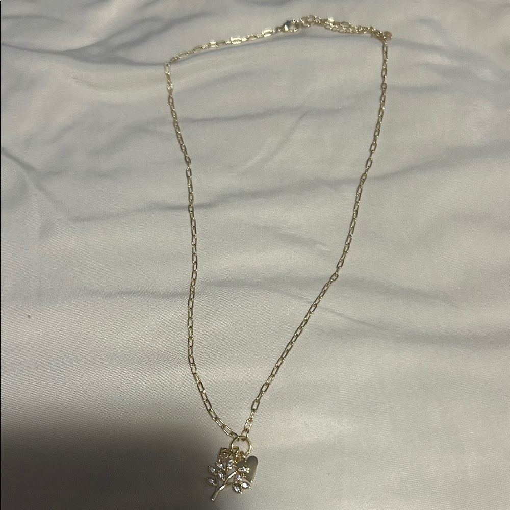 Gold Leaf Pendant Necklace